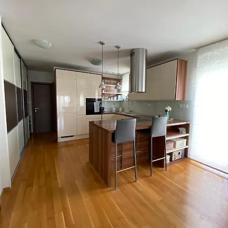 Apartment Spacious And Modern With Big Terrasse Zadar